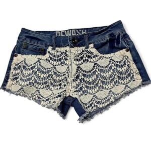 Blue denim shorts with white lace detailing Size 0 brand rewatch